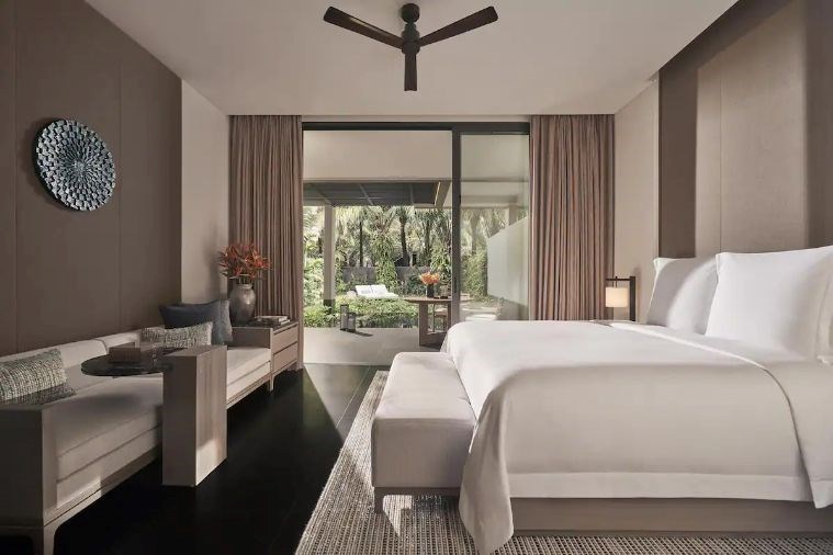 Phòng King Garden Pool Suite